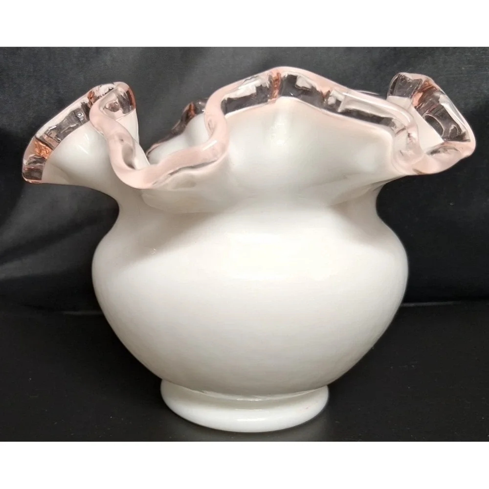 Vintage‎ Fenton Rose Crest Milk Glass Rose Bowl Pink Ruffled Rim Vase 4